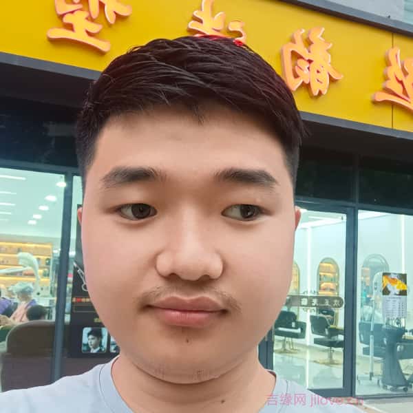 湖北26岁单身帅哥真诚找对象-山东征婚相亲网
