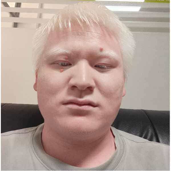 30岁岁安徽单身帅哥 - 山东吉缘网